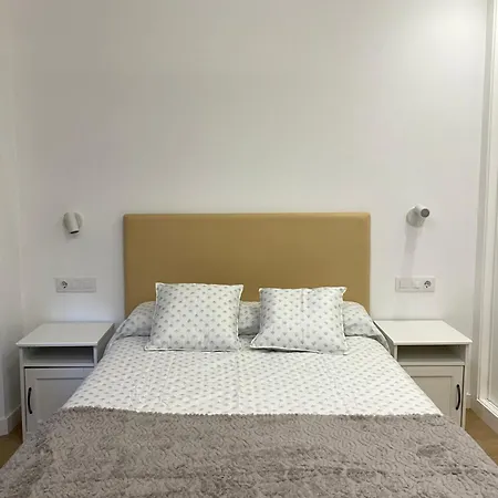 Piso 3 Hab Zona Estacion Intermodal * Santiago de Compostela