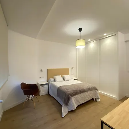 Piso 3 Hab Zona Estacion Intermodal * Santiago de Compostela